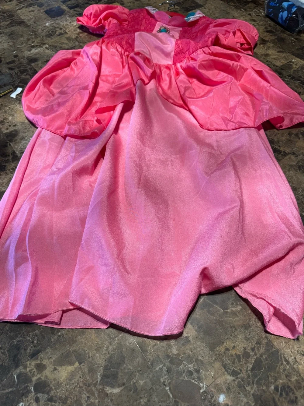 Girls princess Peach costume with accessories 7-9sz. adult size XL toad costume